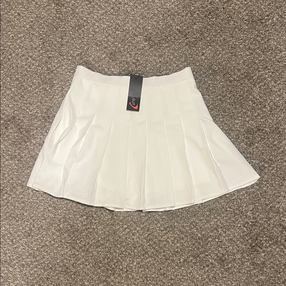 Chic White Skater Skirt
